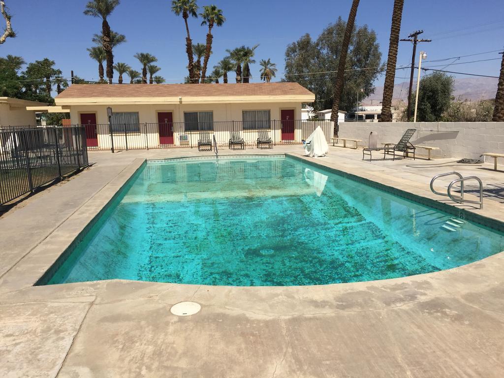 Western Sands Motel Indio Dış mekan fotoğraf