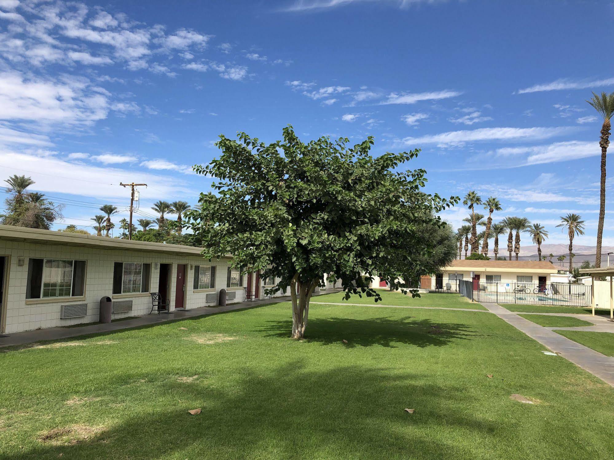 Western Sands Motel Indio Dış mekan fotoğraf