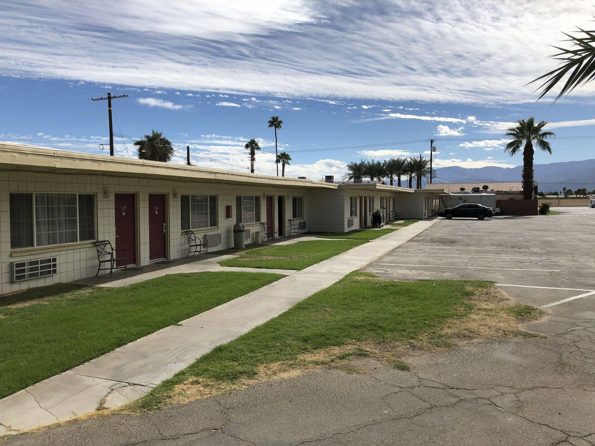 Western Sands Motel Indio Dış mekan fotoğraf
