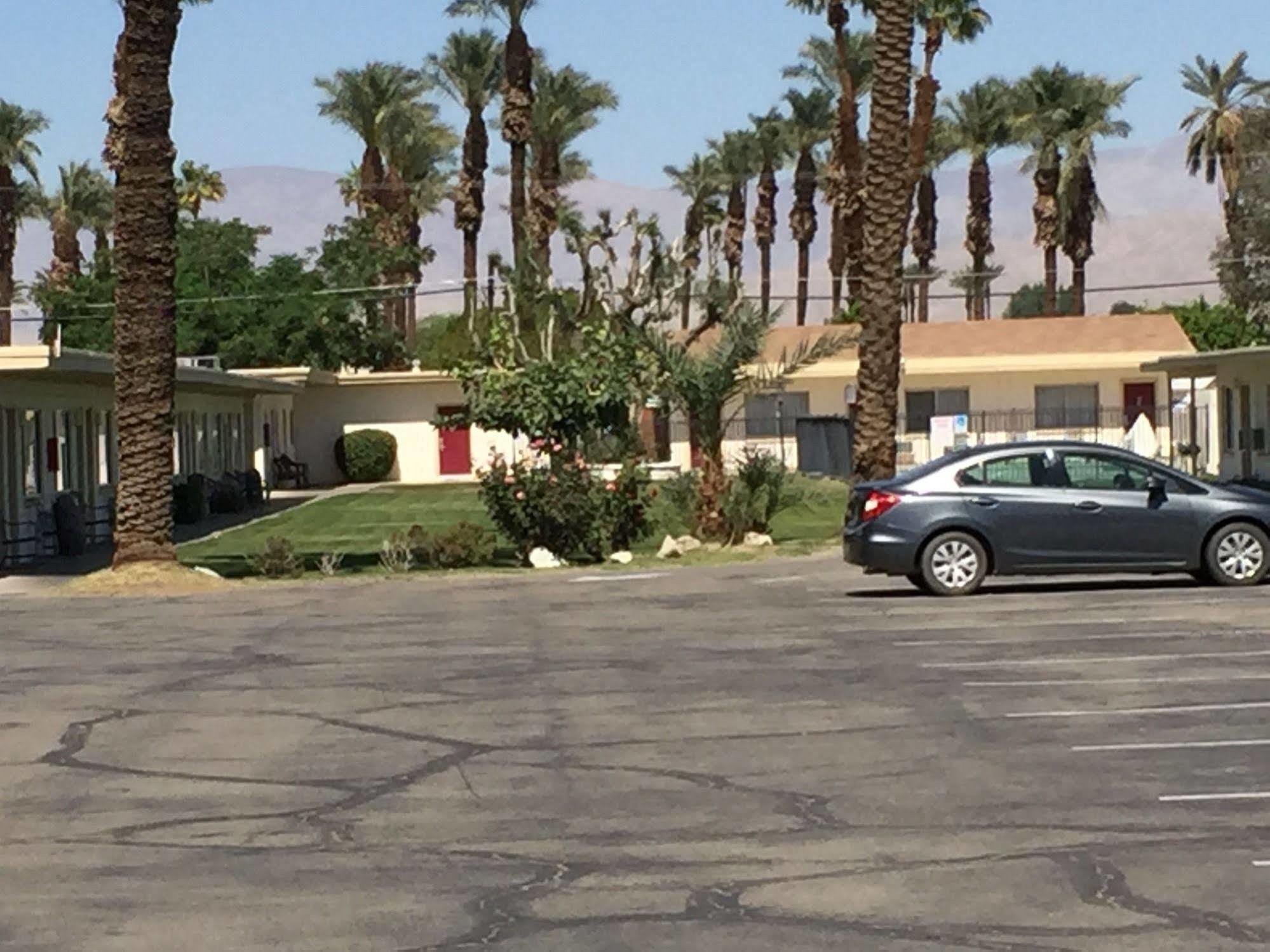 Western Sands Motel Indio Dış mekan fotoğraf