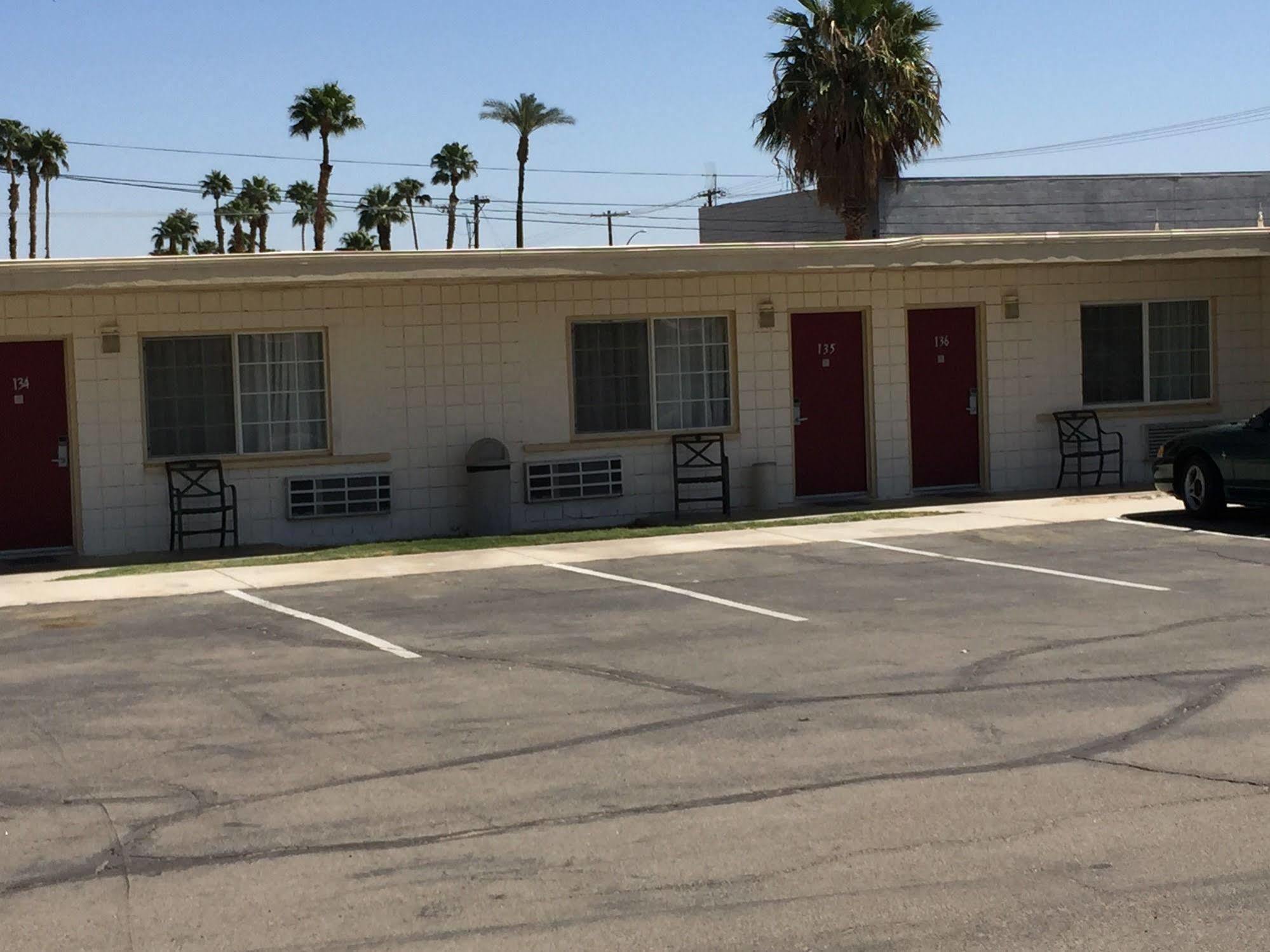 Western Sands Motel Indio Dış mekan fotoğraf